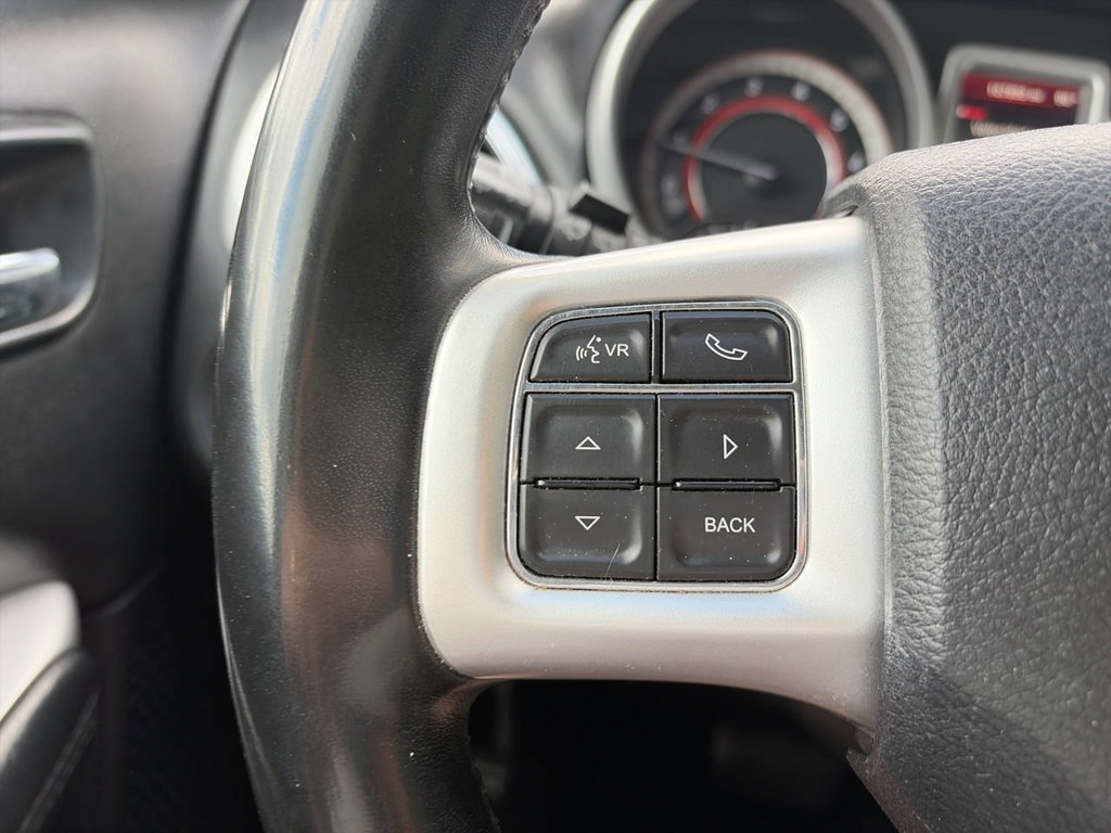 Used 2019 Dodge Journey SE w/ Connectivity Group FWD image 25