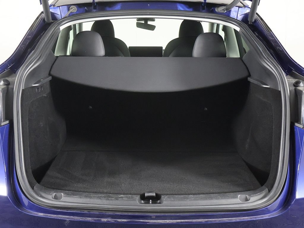 Used 2023 Tesla Model Y Long Range AWD/4WD image 23