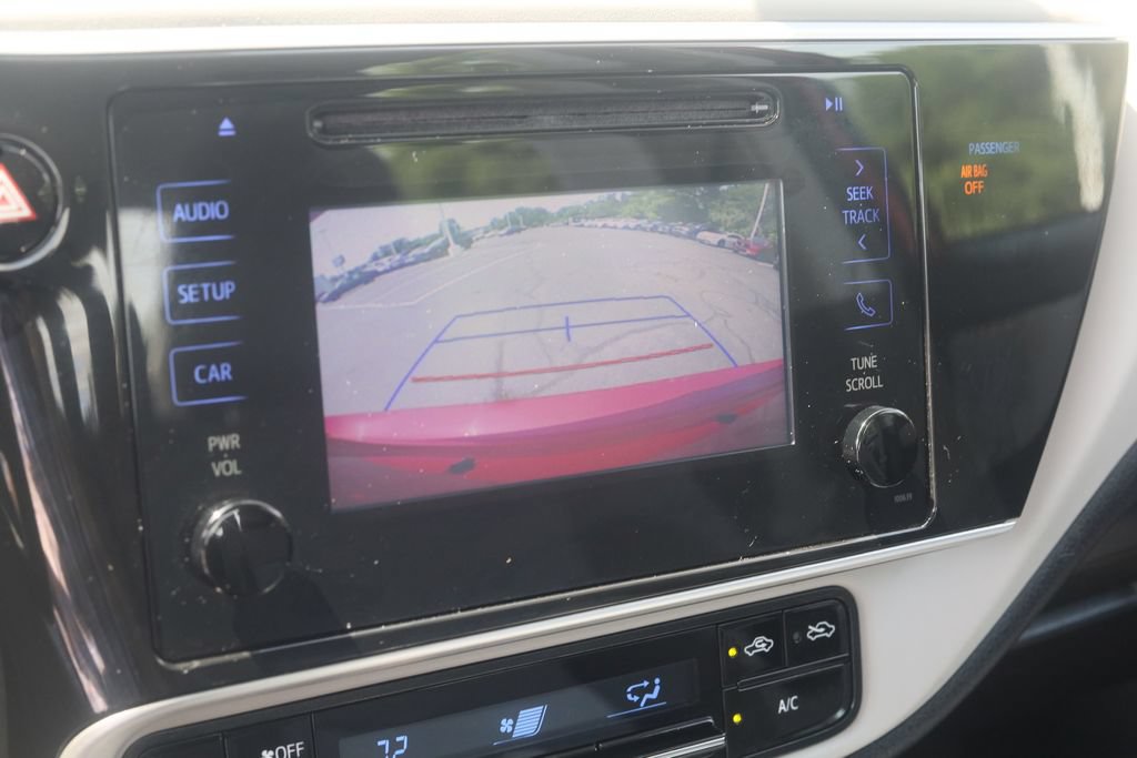 Certified 2019 Toyota Corolla LE FWD image 6