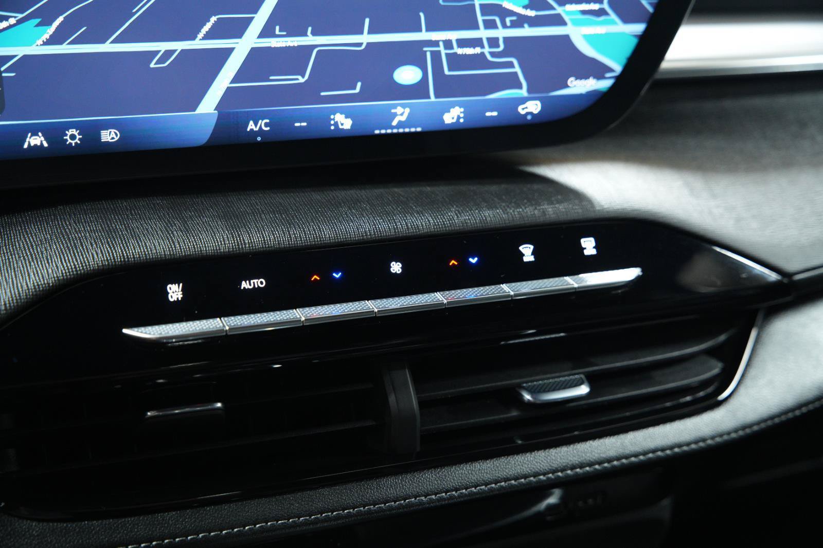 Used 2026 Buick Enclave Preferred FWD image 38