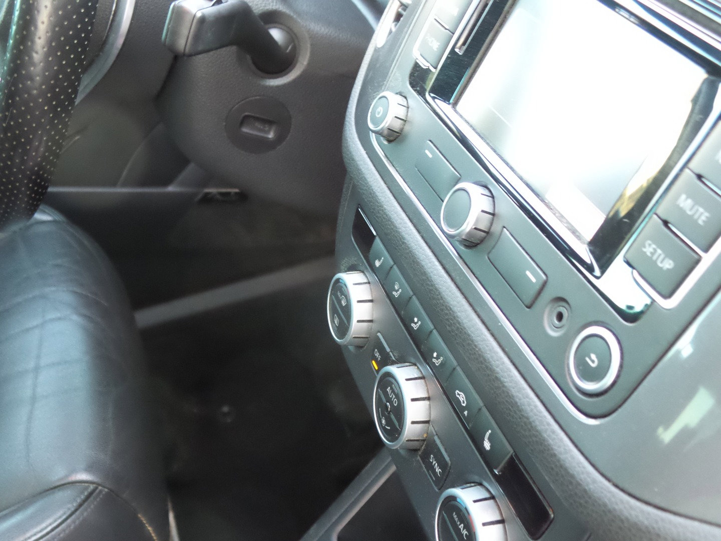 Used 2015 Volkswagen Tiguan R-Line image 21