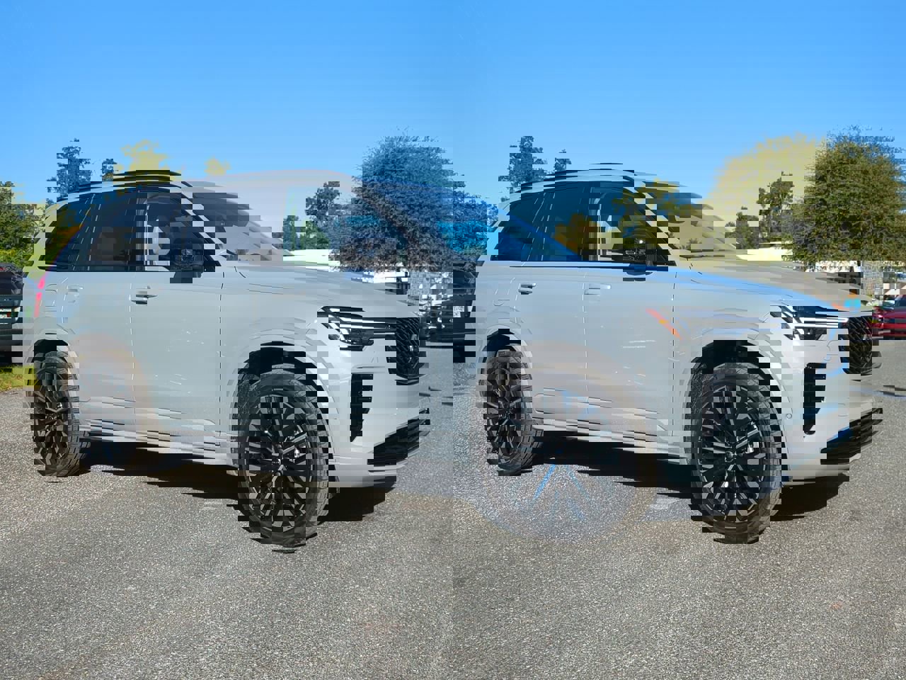 New 2026 Volvo XC90 B6 Ultra w/ Lounge Package image 2