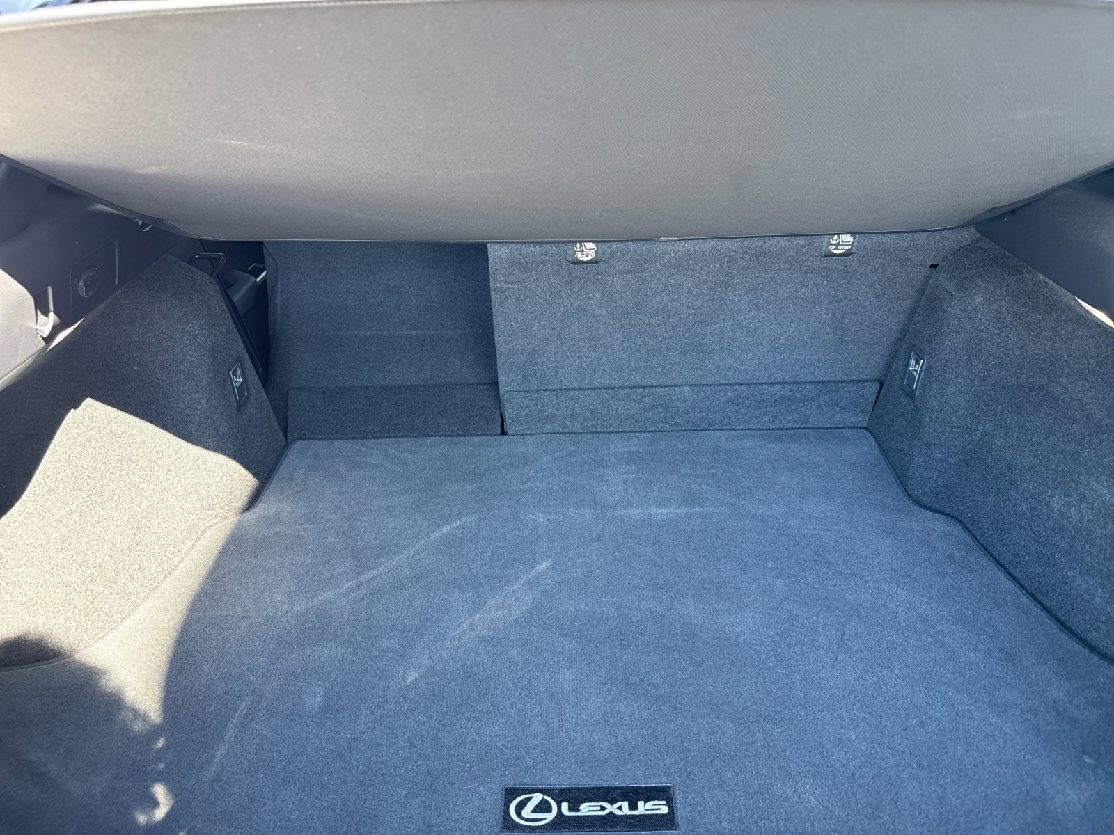 Used 2019 Lexus UX 200 F Sport image 13