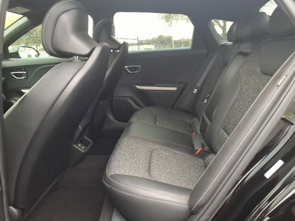 Used 2025 Kia K4 GT-Line w/ GT-Line Sunroof Package image 19