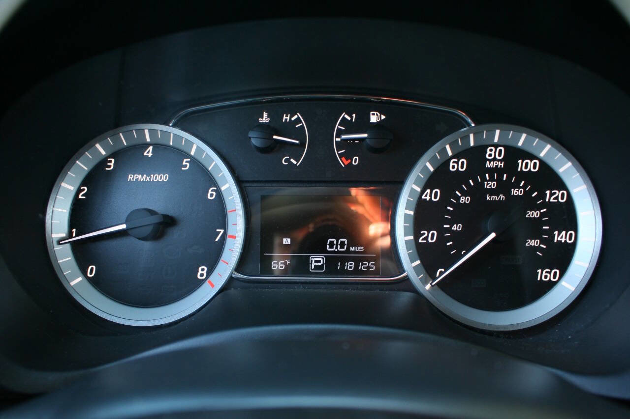 Used 2014 Nissan Sentra SL FWD image 15