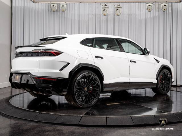 Used 2026 Lamborghini Urus SE AWD/4WD image 14