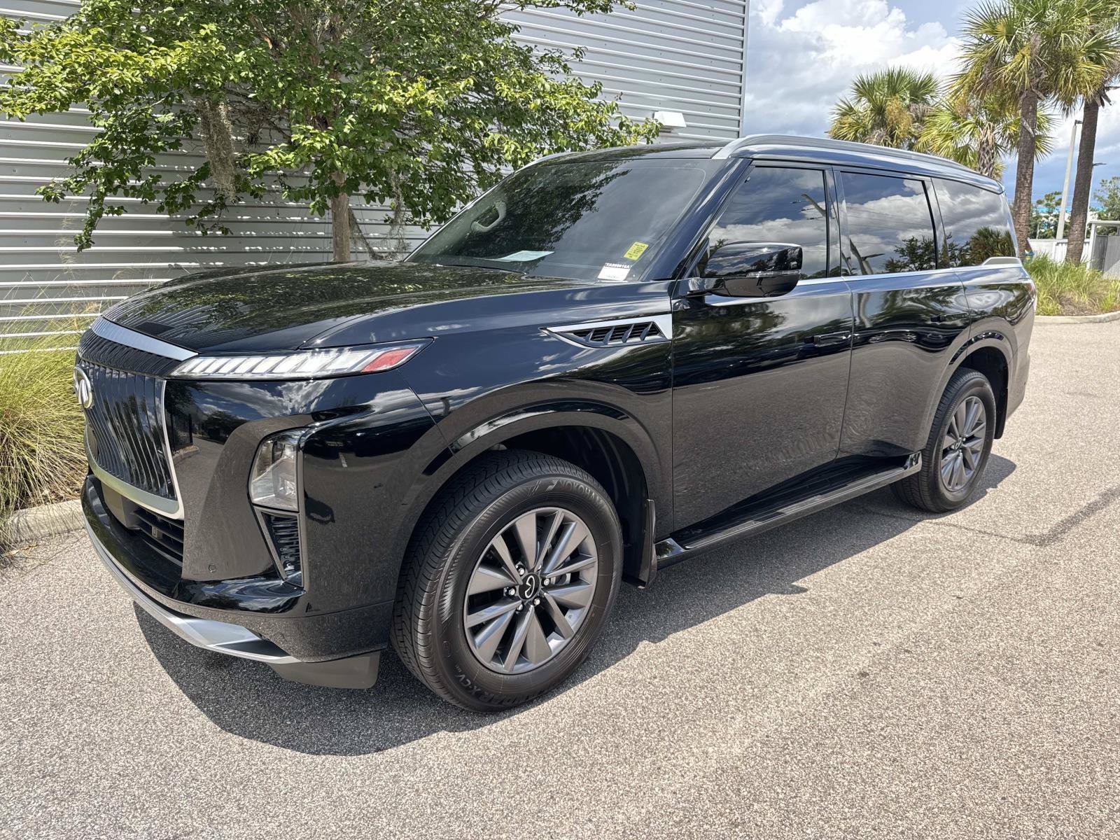 Used 2026 INFINITI QX80 Pure w/ Cargo Package RWD image 1