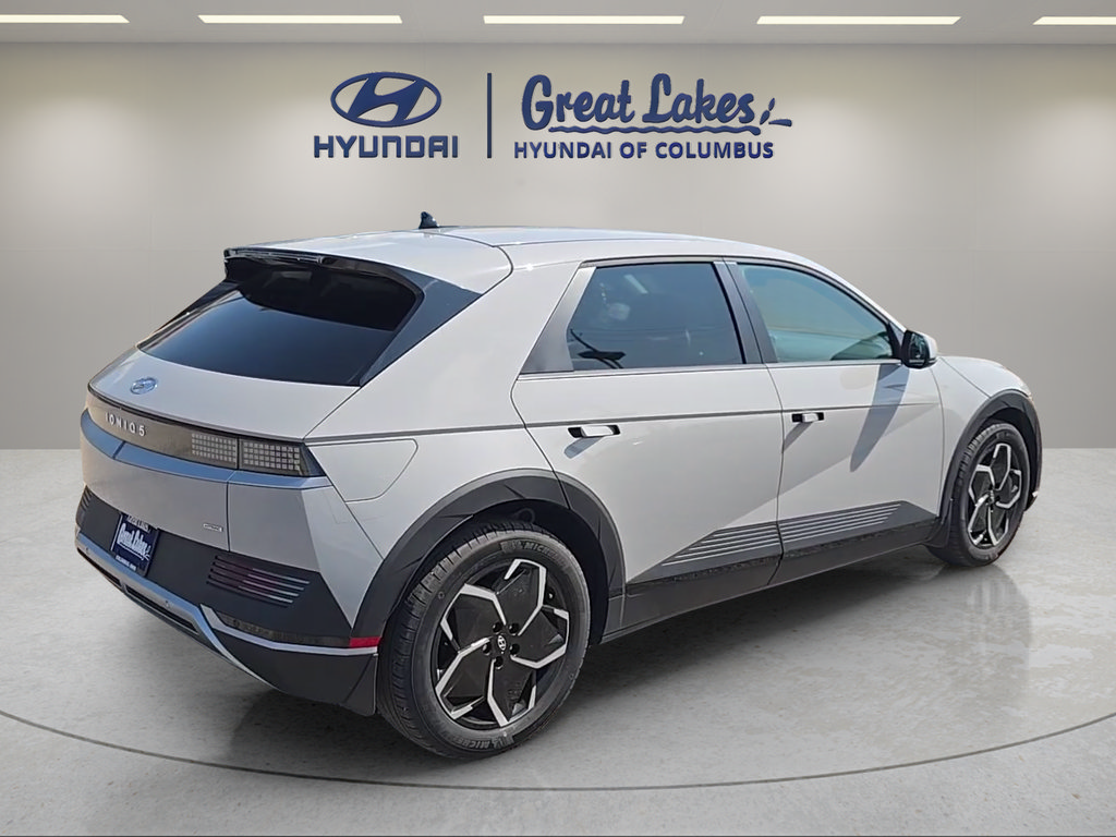 Used 2024 Hyundai Ioniq 5 SEL AWD/4WD image 5
