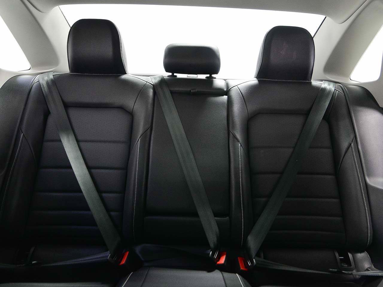 Used 2024 Volkswagen Jetta SE FWD image 8