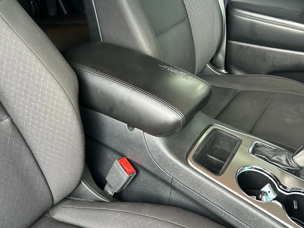 Used 2019 Jeep Grand Cherokee Laredo image 29