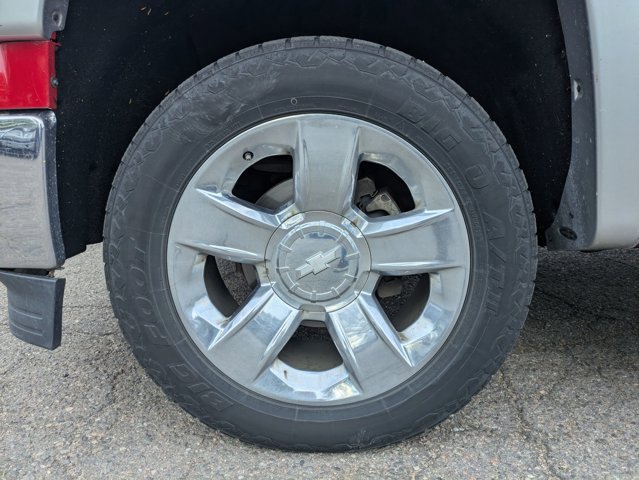 Used 2015 Chevrolet Silverado 1500 LTZ Z71 w/ LTZ Plus Package AWD/4WD image 16