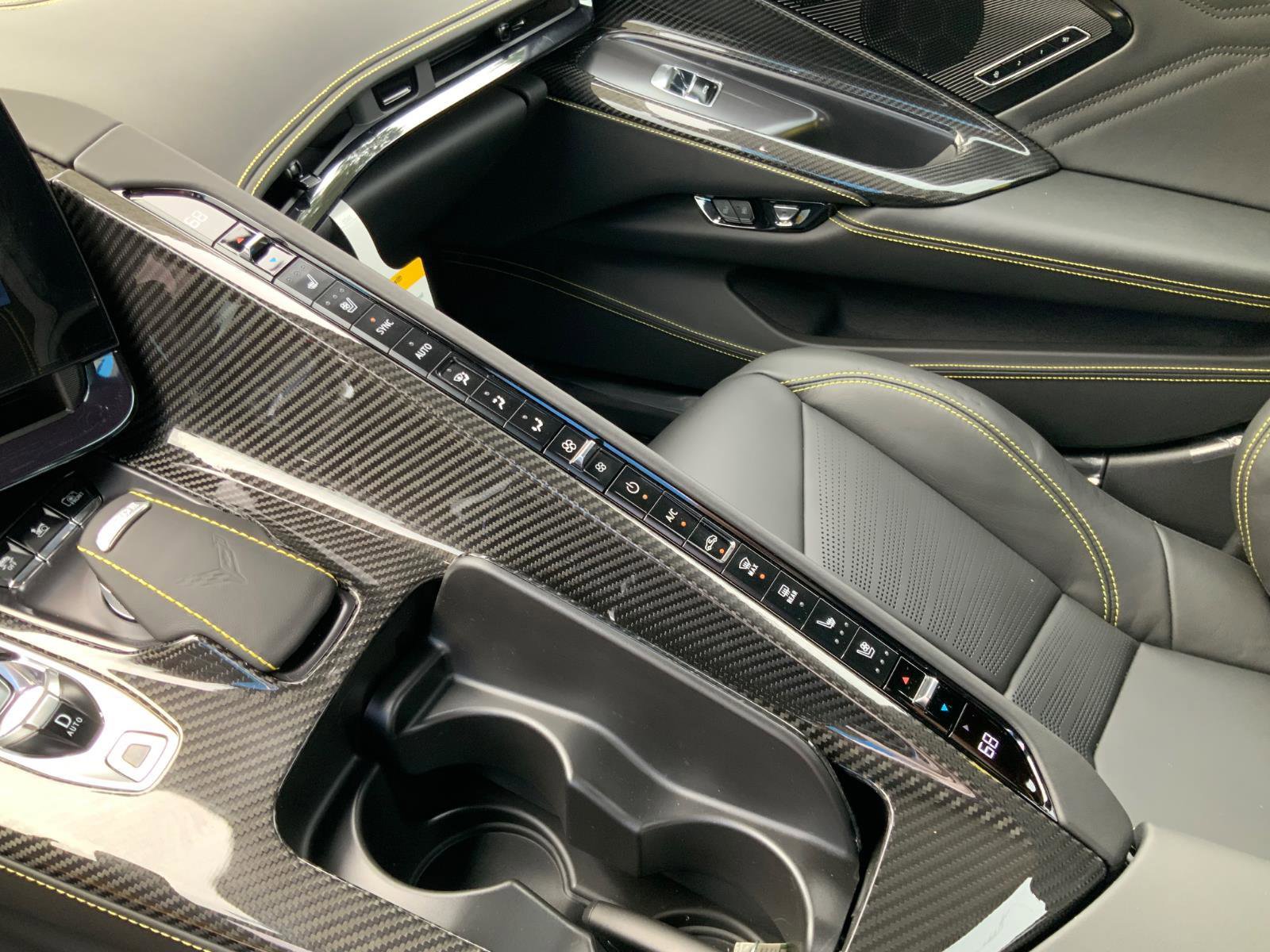 New 2025 Chevrolet Corvette E-Ray image 18