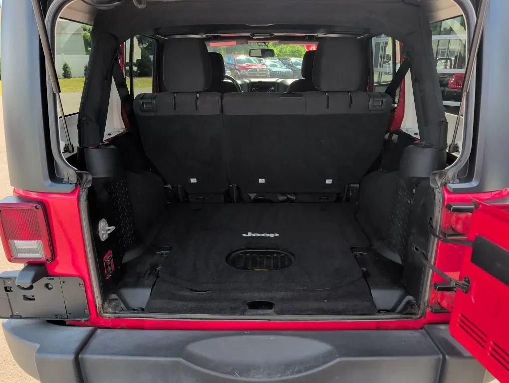 Used 2016 Jeep Wrangler Unlimited Sport w/ Quick Order Package 24S AWD/4WD image 11