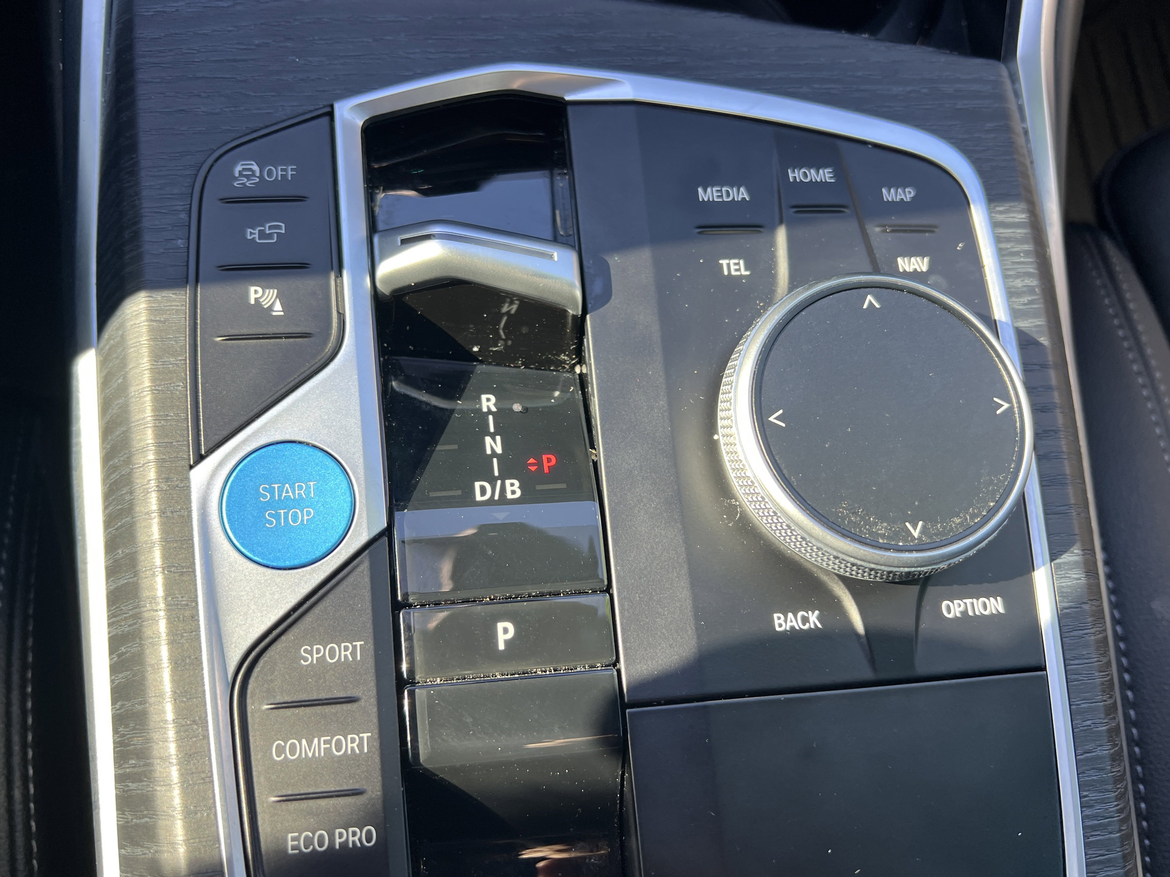 Used 2025 BMW i4 eDrive40 w/ M Sport Package image 30