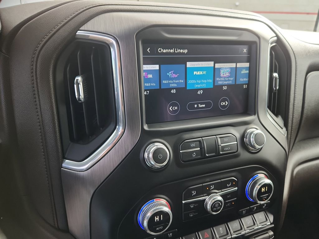 Used 2023 GMC Sierra 3500 Denali w/ Denali Ultimate Package image 27