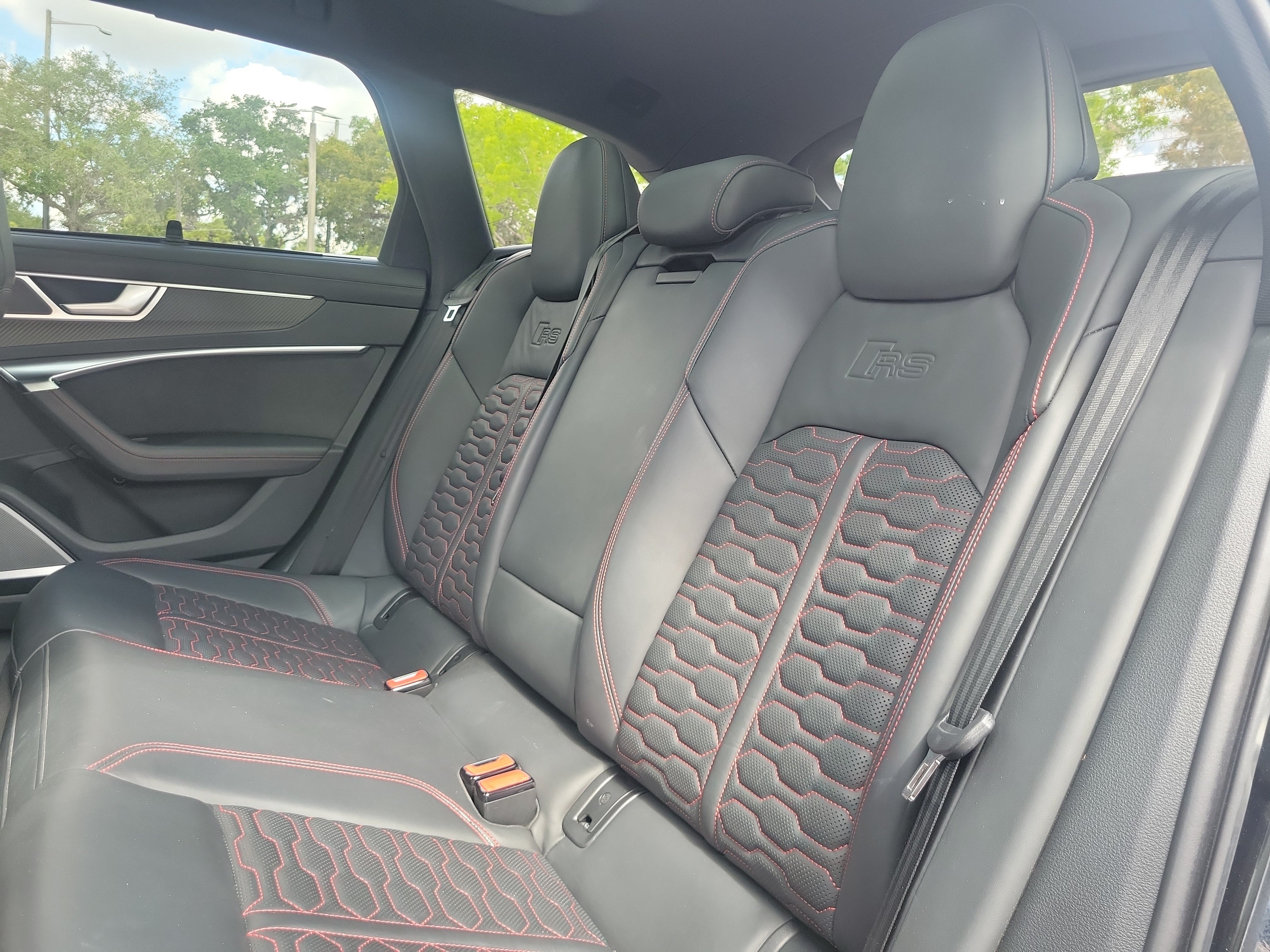 Used 2022 Audi RS 6 AWD/4WD image 10