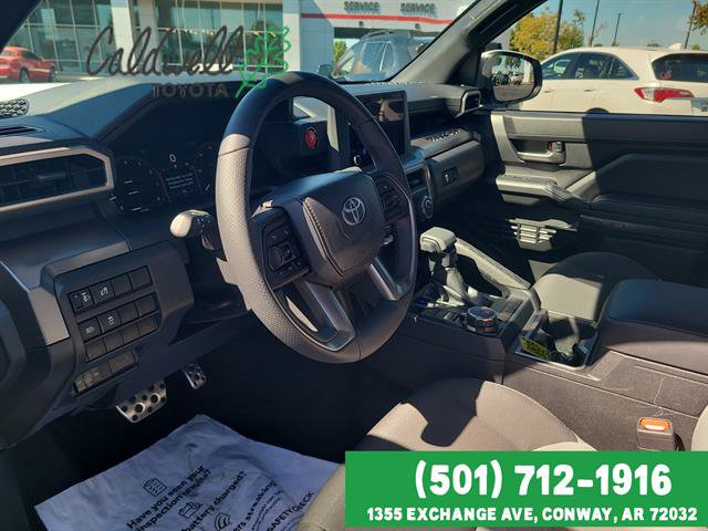 Used 2025 Toyota Tacoma TRD Sport AWD/4WD image 10