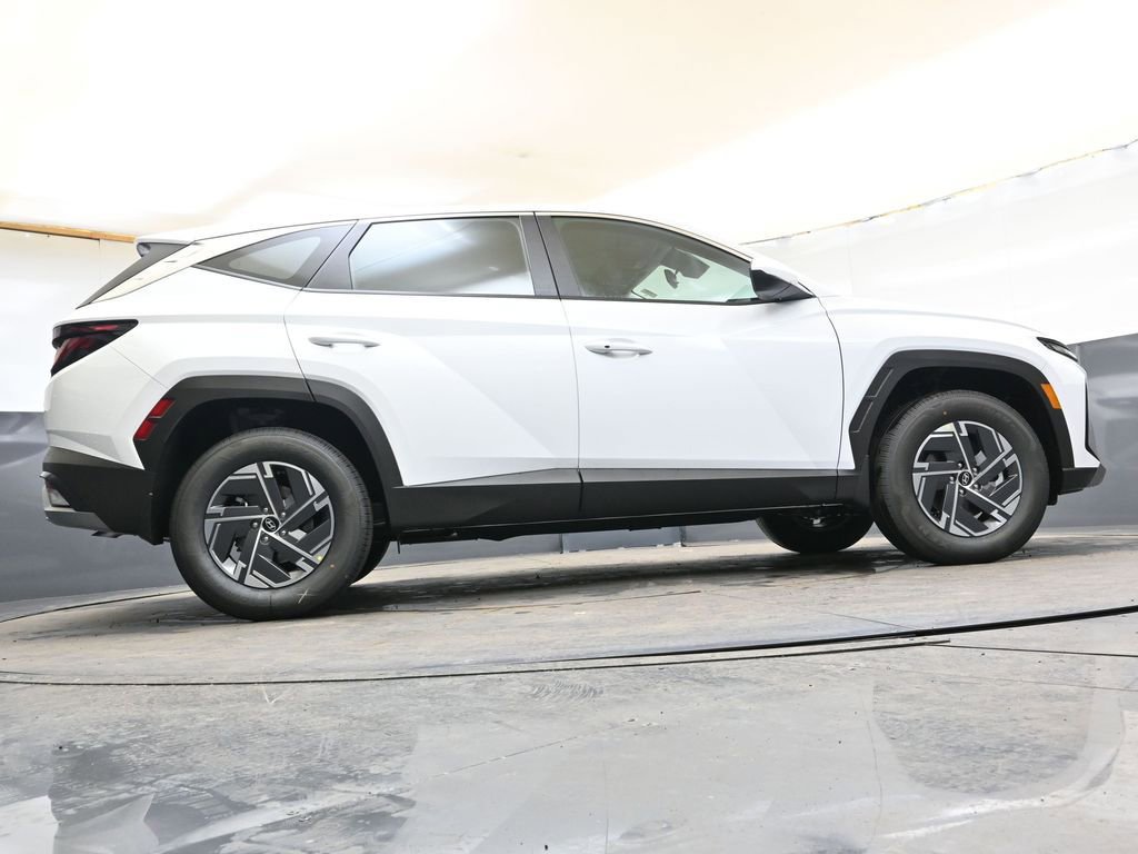 New 2026 Hyundai Tucson Blue SE image 44