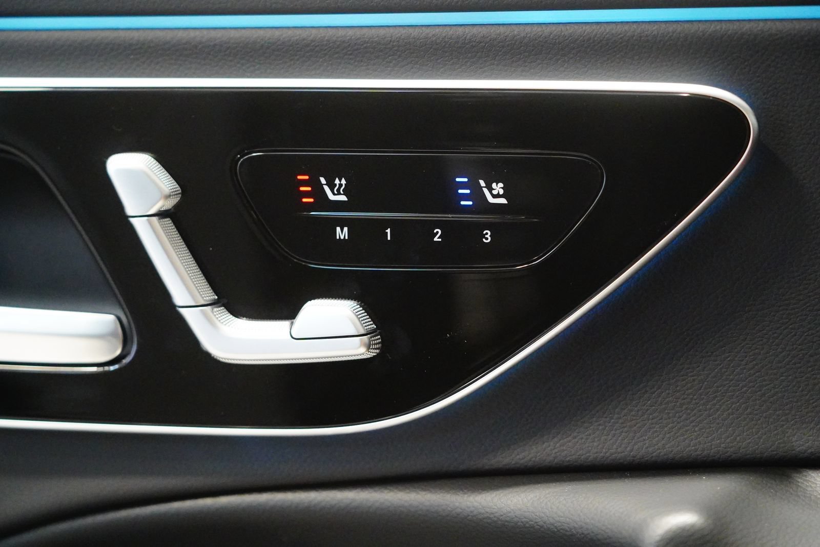New 2027 Mercedes-Benz E 350 4MATIC Sedan image 29