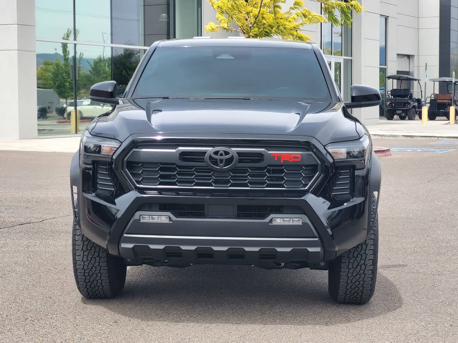 Used 2025 Toyota Tacoma TRD Off-Road AWD/4WD image 2