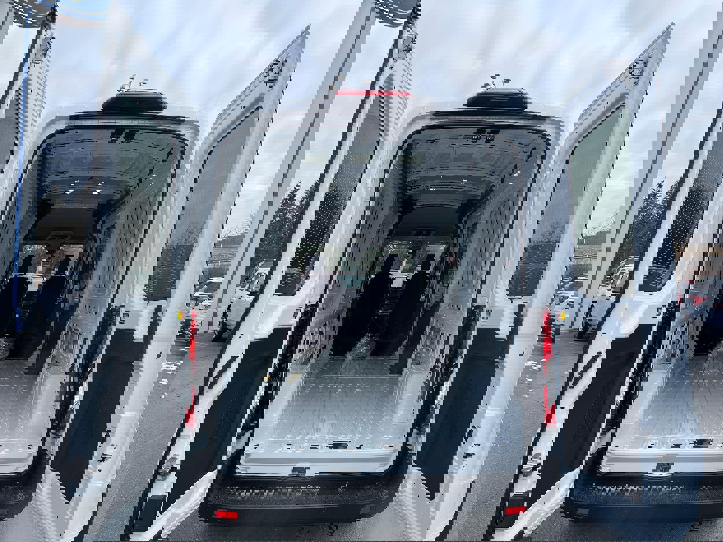 New 2026 Ford Transit 250 148 Medium Roof image 9