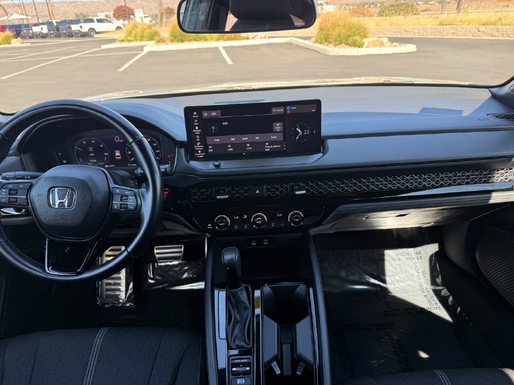 Used 2023 Honda Accord Sport image 15