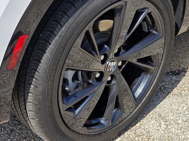 Used 2025 Buick Envision Sport Touring AWD/4WD image 7