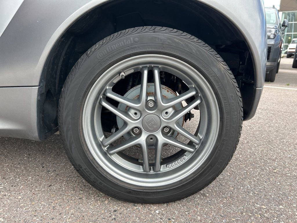 Used 2013 smart fortwo pure image 20