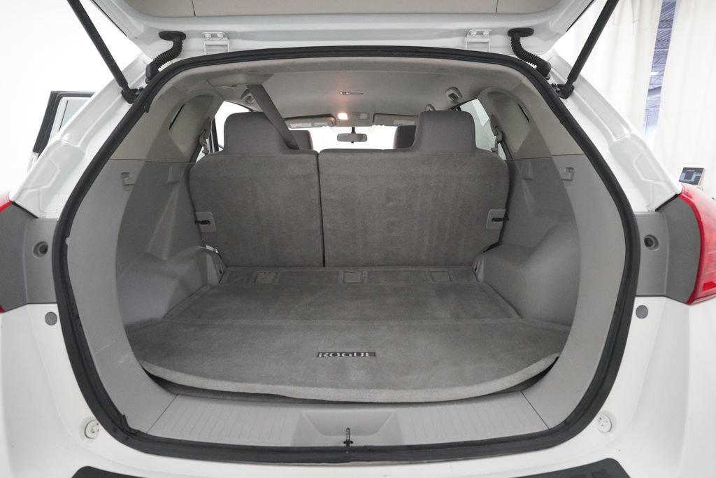 Used 2012 Nissan Rogue SV image 10