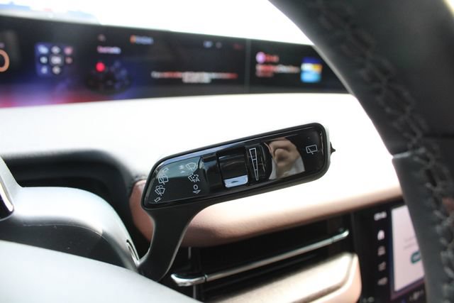 New 2027 Lincoln Navigator Reserve AWD/4WD image 12