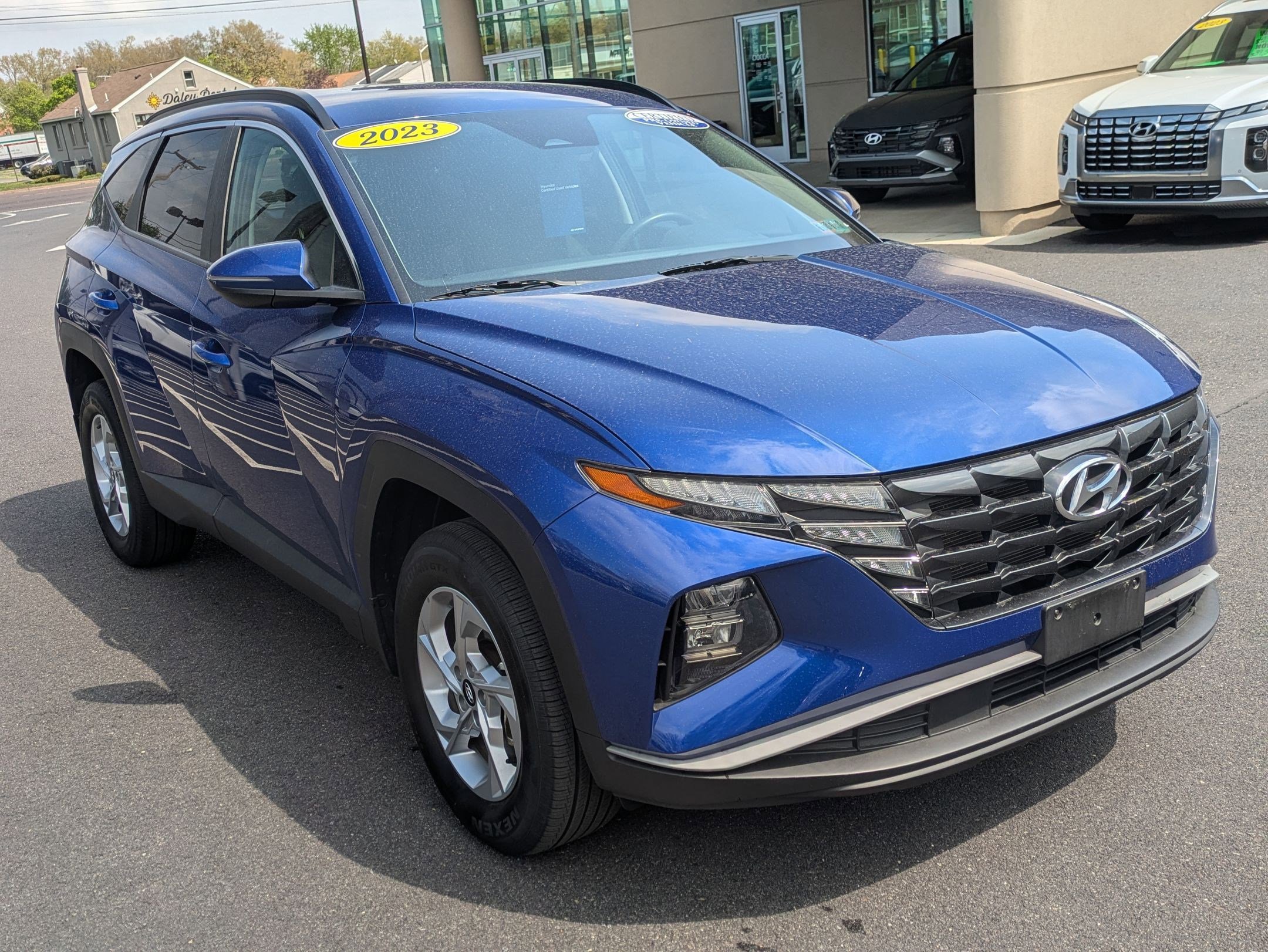 Certified 2023 Hyundai Tucson SEL AWD/4WD image 3