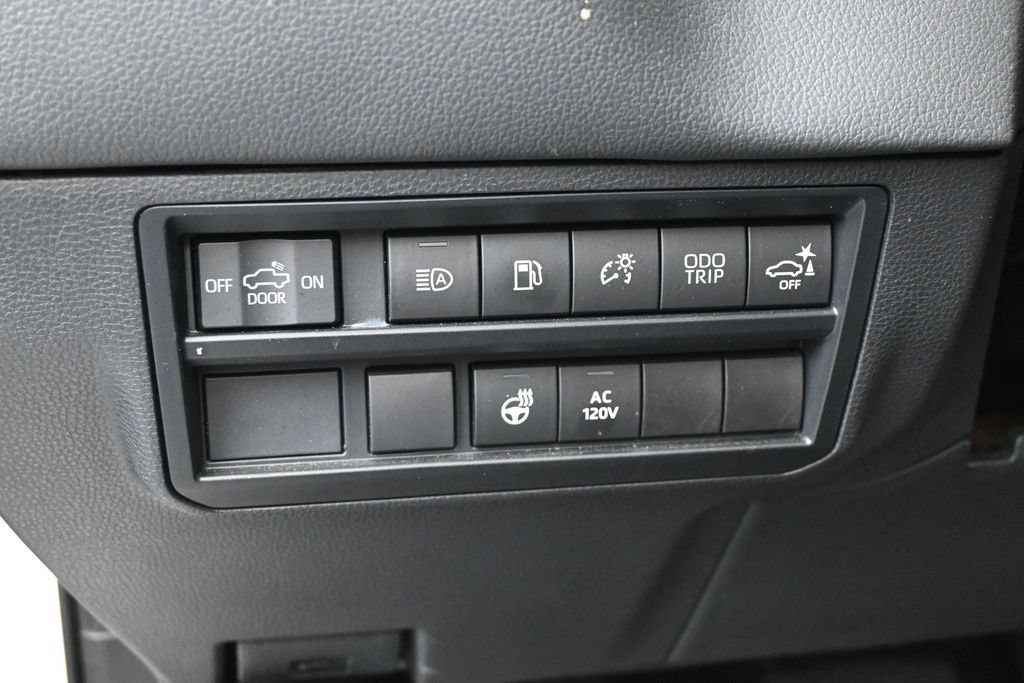 Used 2023 Toyota Tundra Limited AWD/4WD image 15