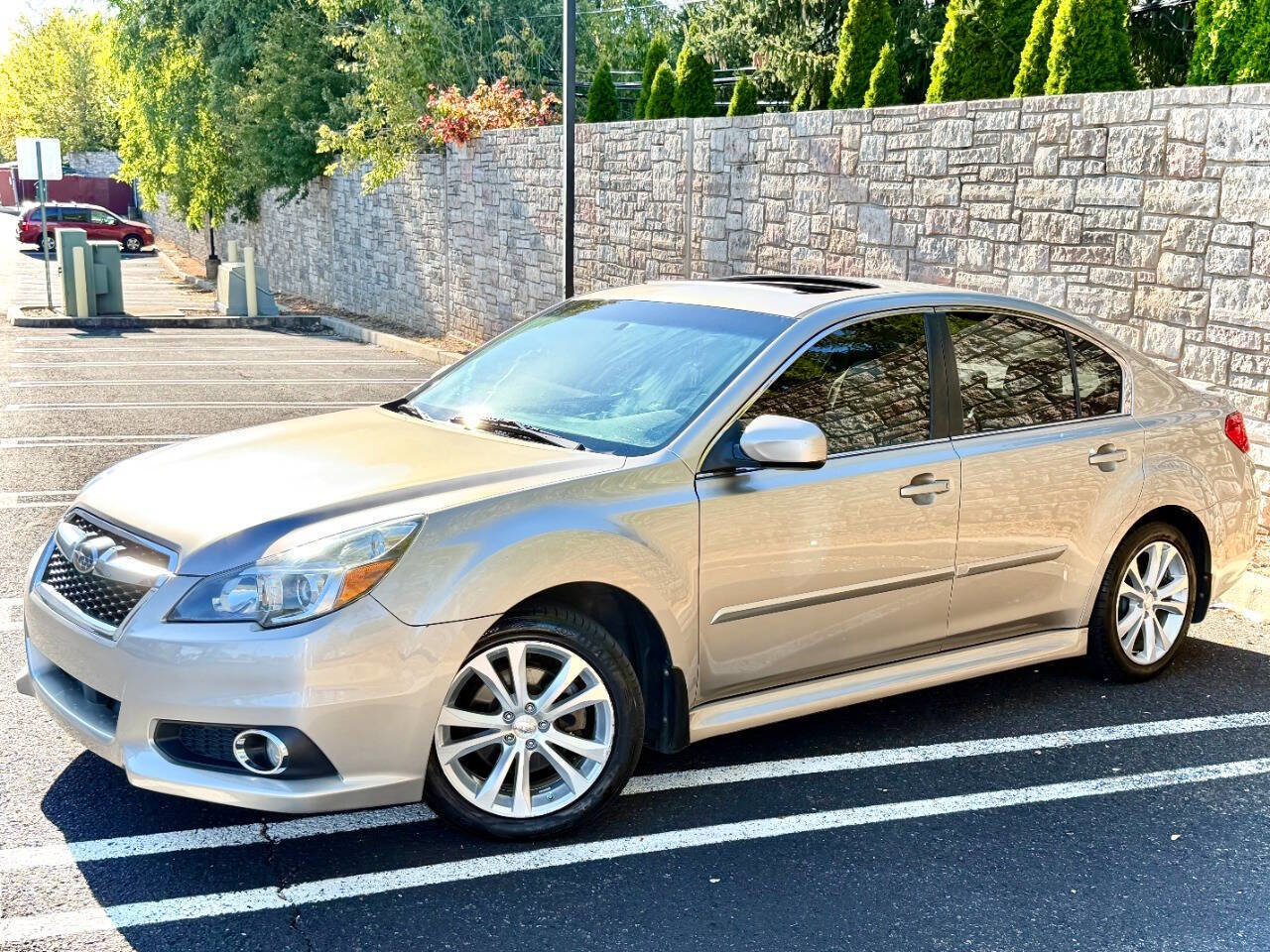 Used 2014 Subaru Legacy 2.5i Limited w/ Moonroof Package image 16