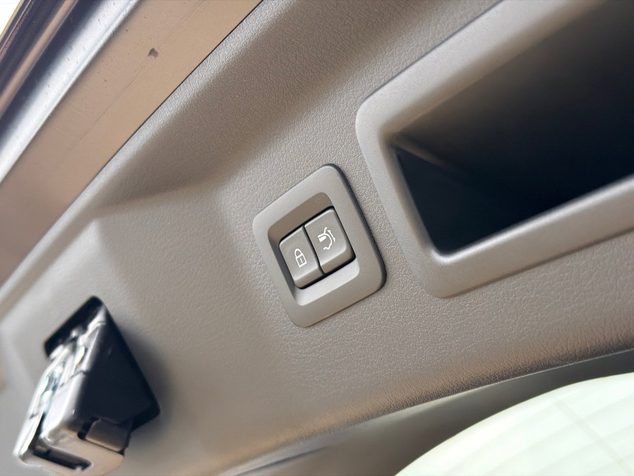 New 2026 MAZDA CX-90 Plug-In Hybrid w/ Premium Plus image 8