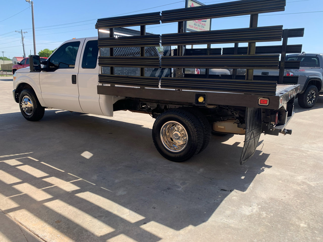 Used 2015 Ford F350 XL image 4