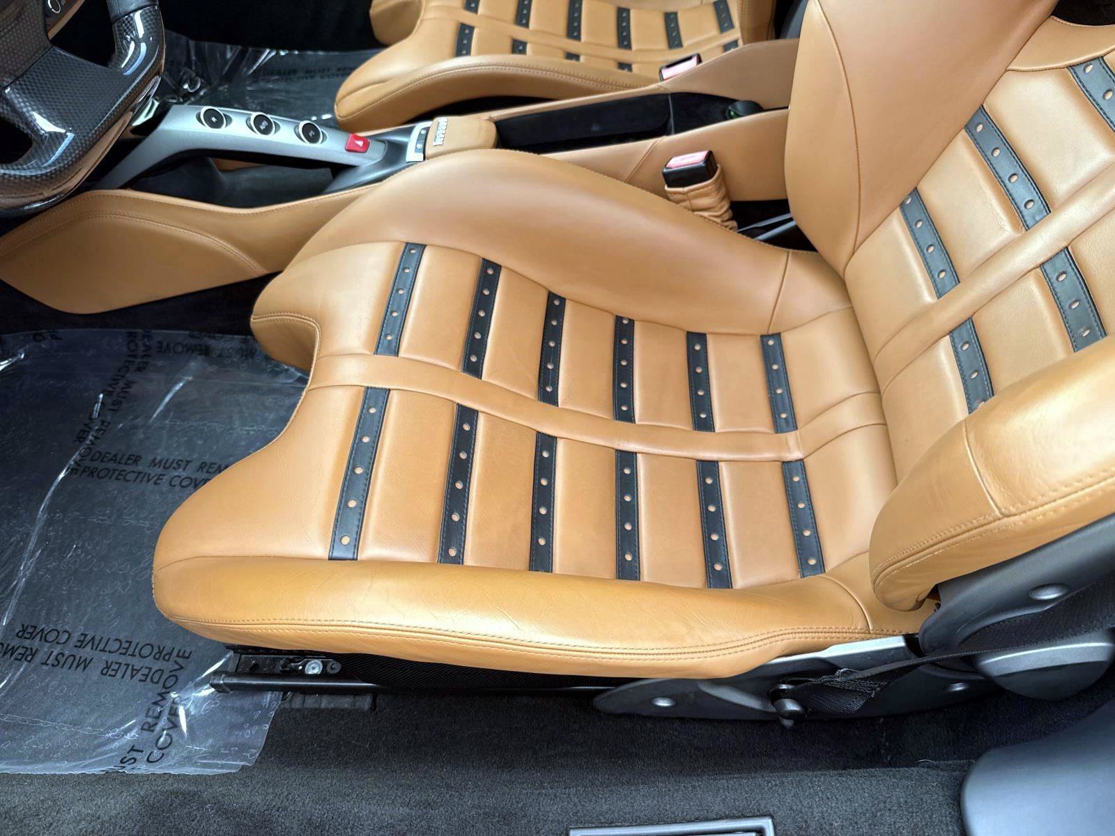 Used 2017 Ferrari 488 GTB RWD image 16