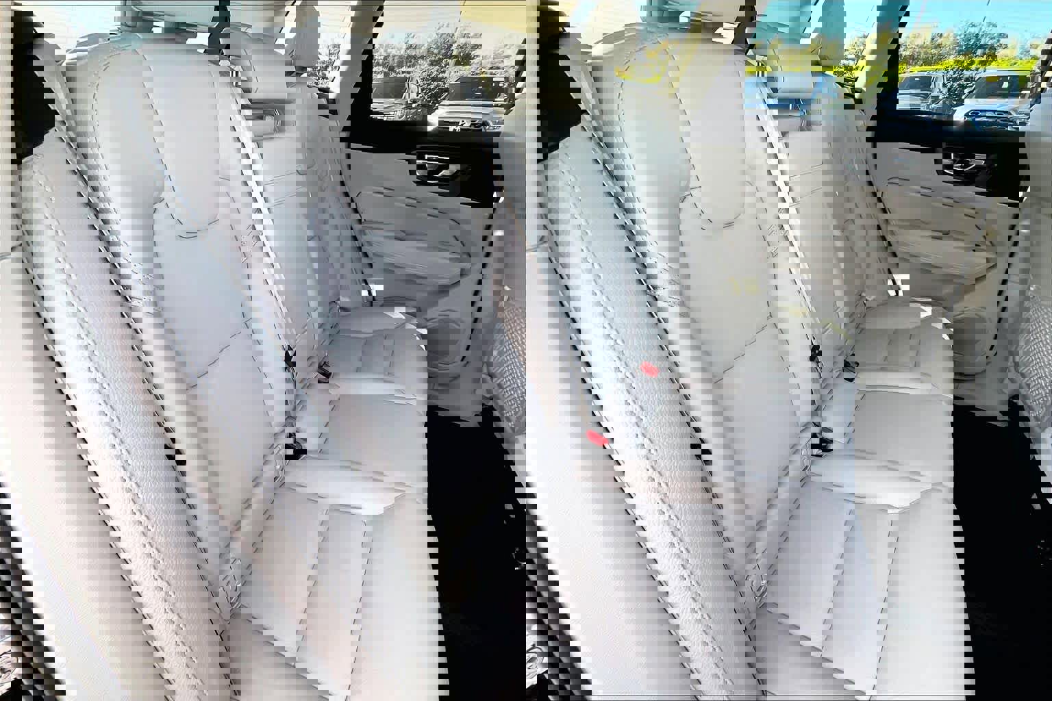 Used 2020 Volvo XC60 T5 Inscription w/ Protection Package Premier image 19