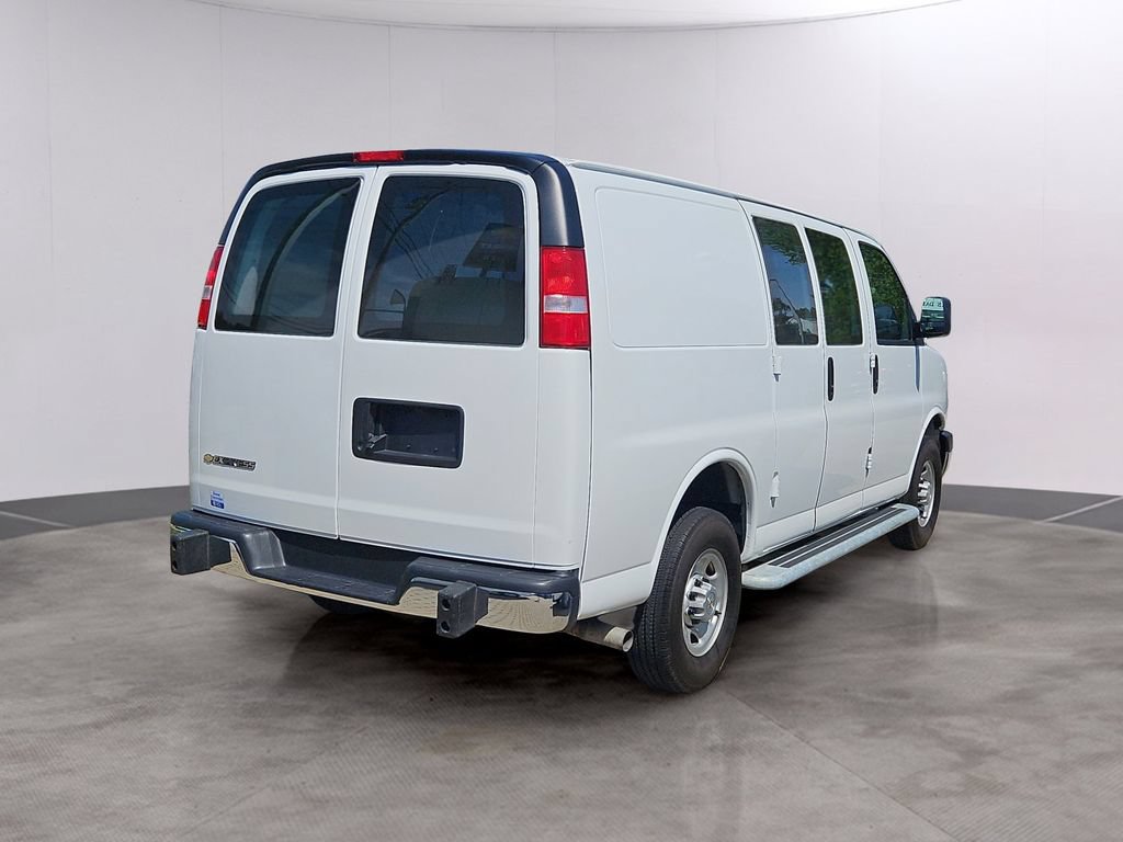 Certified 2024 Chevrolet Express 2500 w/ Driver Convenience Package RWD image 4