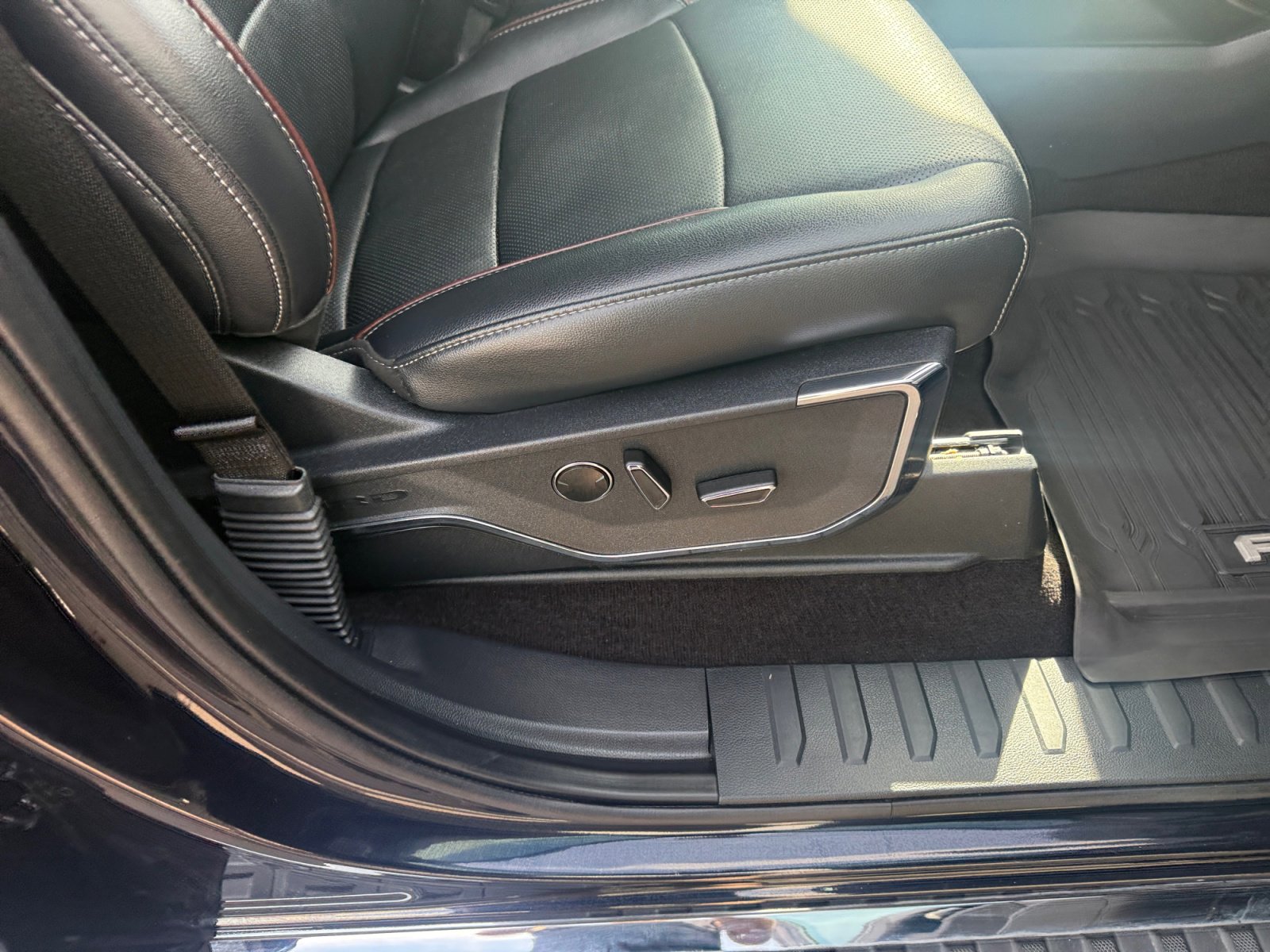 Certified 2021 Ford F150 Lariat w/ Max Trailer Tow Package image 31