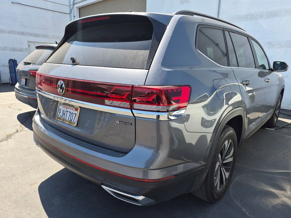 Used 2024 Volkswagen Atlas SE image 6