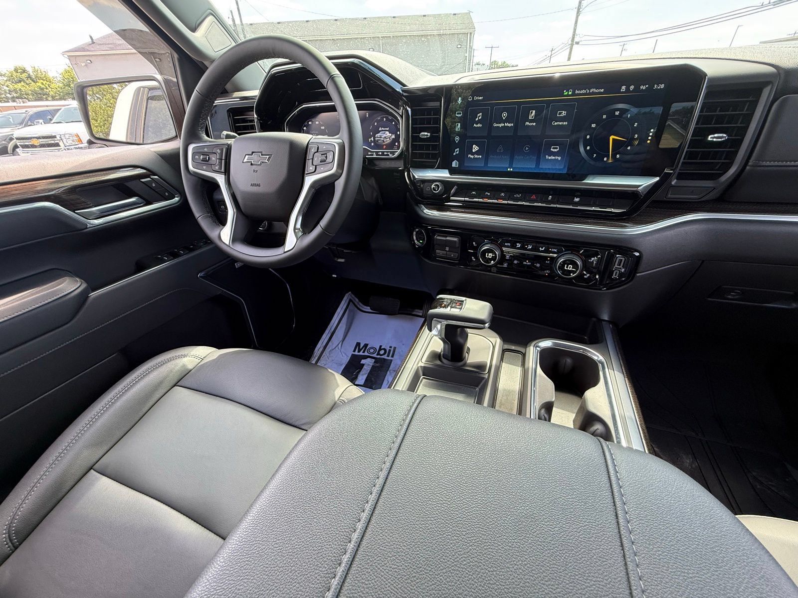 Used 2025 Chevrolet Silverado 1500 RST w/ Rally Edition AWD/4WD image 3