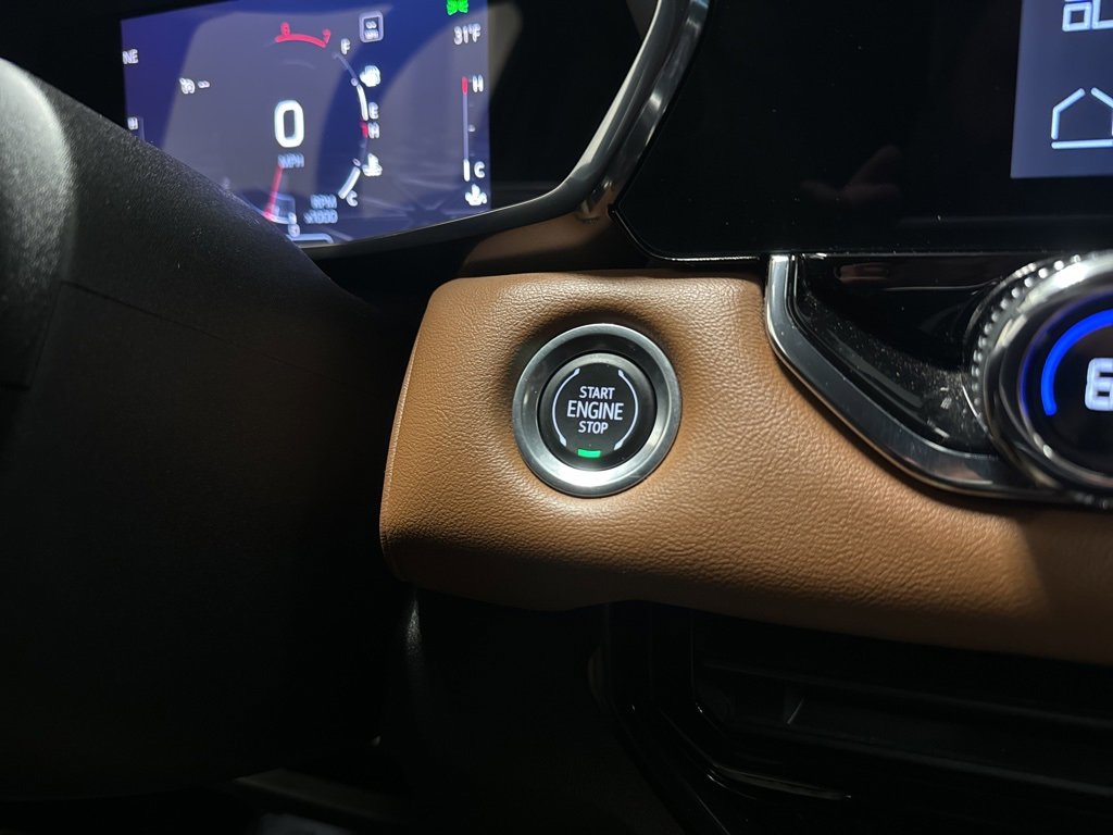 Used 2023 GMC Canyon AT4 w/ AT4 Premium Package image 14