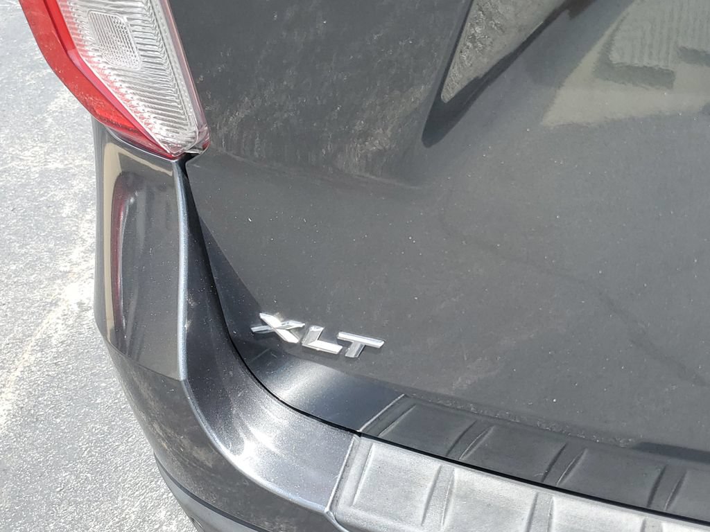 Used 2020 Ford Explorer XLT AWD/4WD image 7