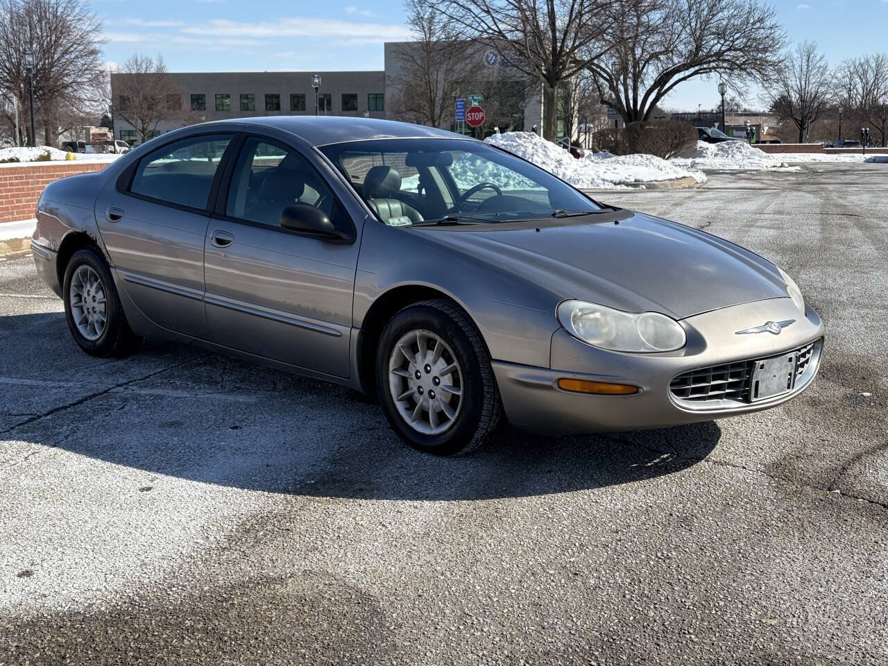 Used 1998 Chrysler Concorde LXi FWD image 6
