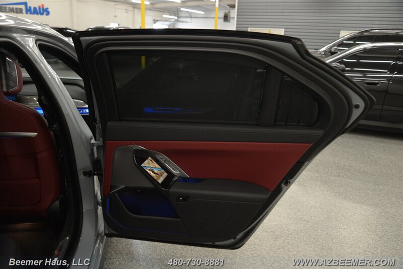 Used 2024 BMW 740i w/ M Sport Professional Package RWD image 45