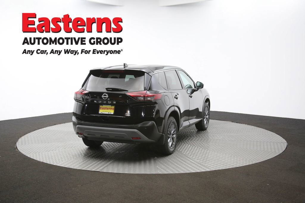Used 2022 Nissan Rogue S image 36