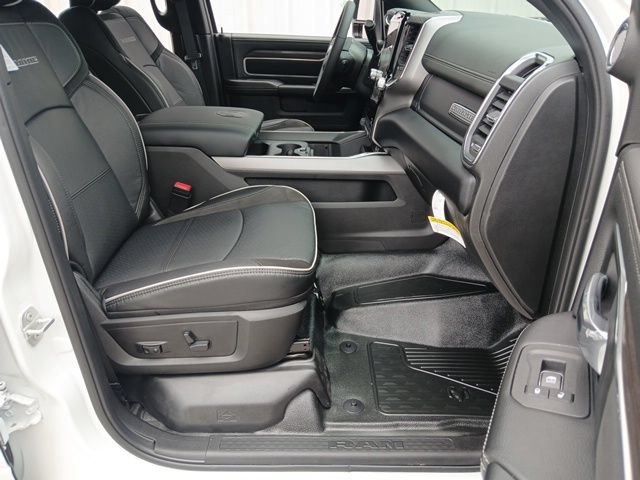 New 2026 RAM 5500 4x4 Crew Cab w/ Laramie Trim Package image 27