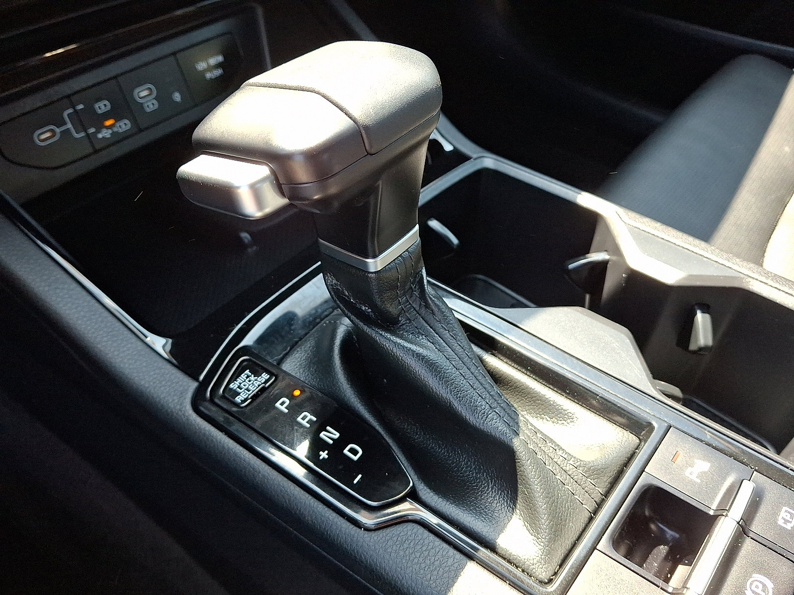 Used 2025 Kia K5 GT-Line w/ GT-Line Premium Package image 15