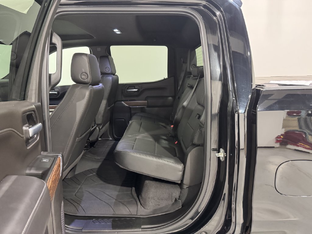 Used 2022 Chevrolet Silverado 1500 High Country w/ Safety Package II AWD/4WD image 19