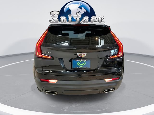 Used 2023 Cadillac XT4 Luxury w/ Cold Weather Package image 8